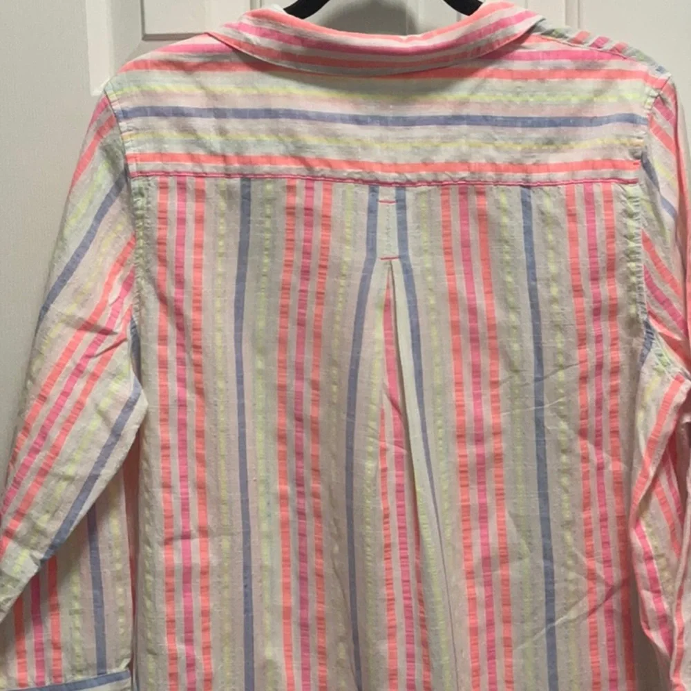 Vineyard Vines cover up - Picture 5 of 8